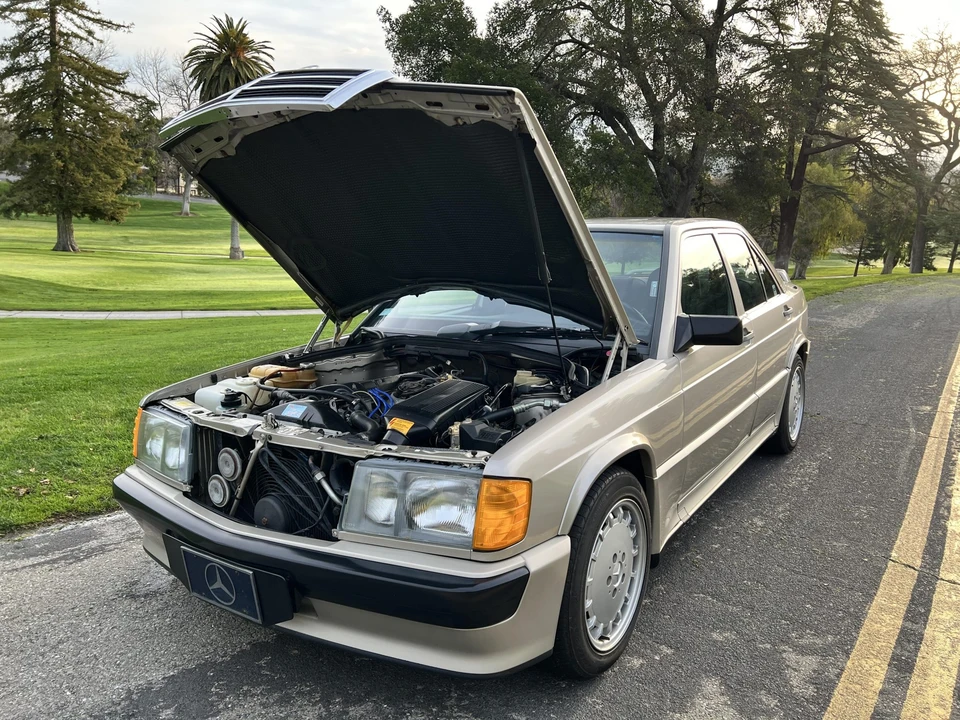 1987 Mercedes-Benz 190E 2.3-16 & 2.5-16 - Image 22 of 31