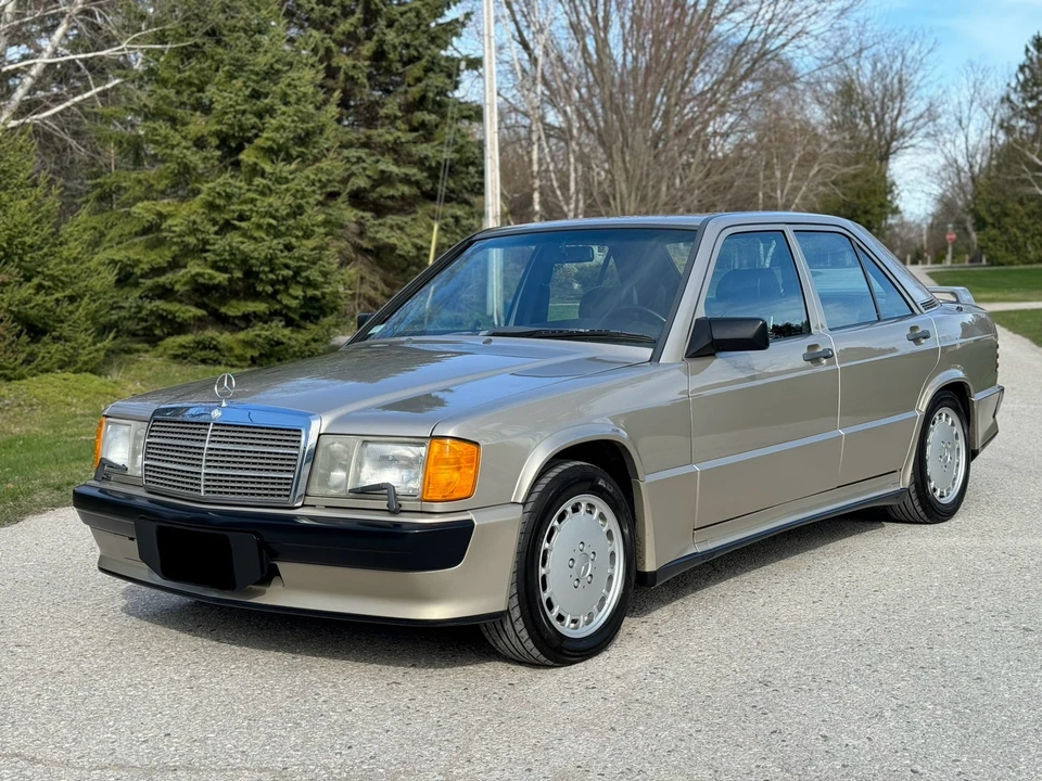1987 Mercedes-Benz 190E 2.3-16 & 2.5-16 - Image 3 of 31