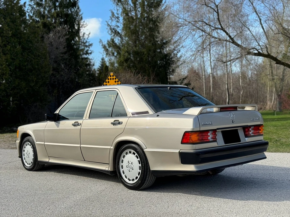 1987 Mercedes-Benz 190E 2.3-16 & 2.5-16 - Image 5 of 31