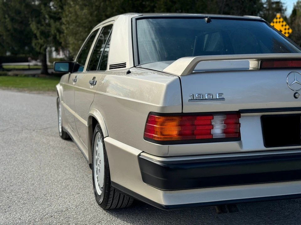 1987 Mercedes-Benz 190E 2.3-16 & 2.5-16 - Image 18 of 31