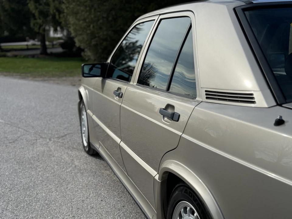 1987 Mercedes-Benz 190E 2.3-16 & 2.5-16 - Image 14 of 31
