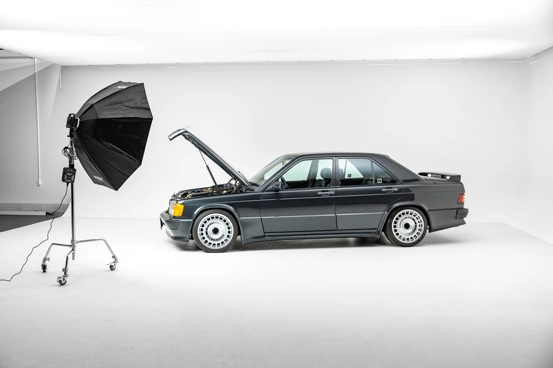 1987 Mercedes-Benz 190E 2.3-16 & 2.5-16 - Image 15 of 31