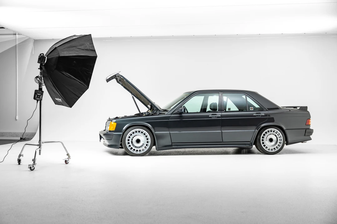 1987 Mercedes-Benz 190E 2.3-16 & 2.5-16 - Image 16 of 31