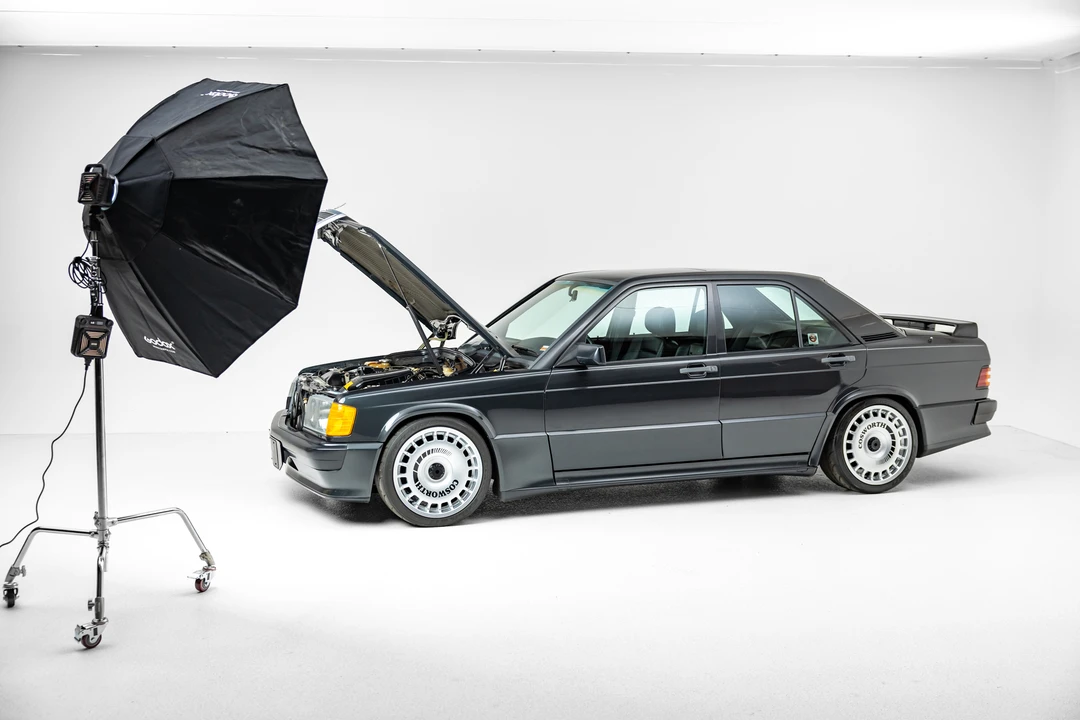 1987 Mercedes-Benz 190E 2.3-16 & 2.5-16 - Image 17 of 31