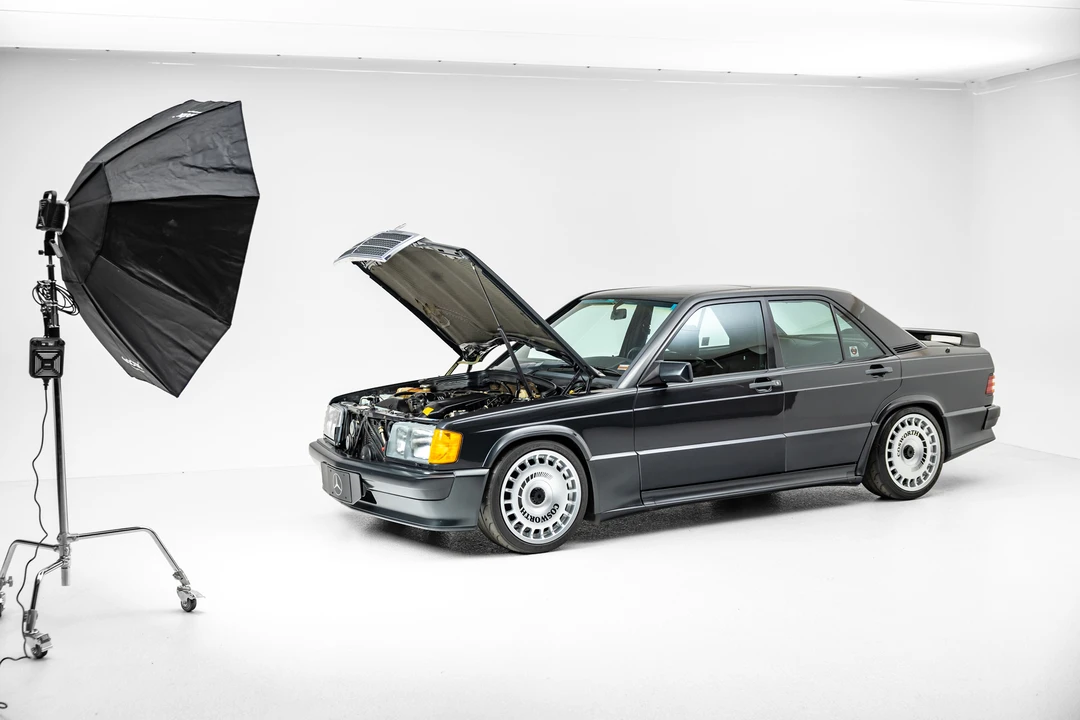 1987 Mercedes-Benz 190E 2.3-16 & 2.5-16 - Image 14 of 31
