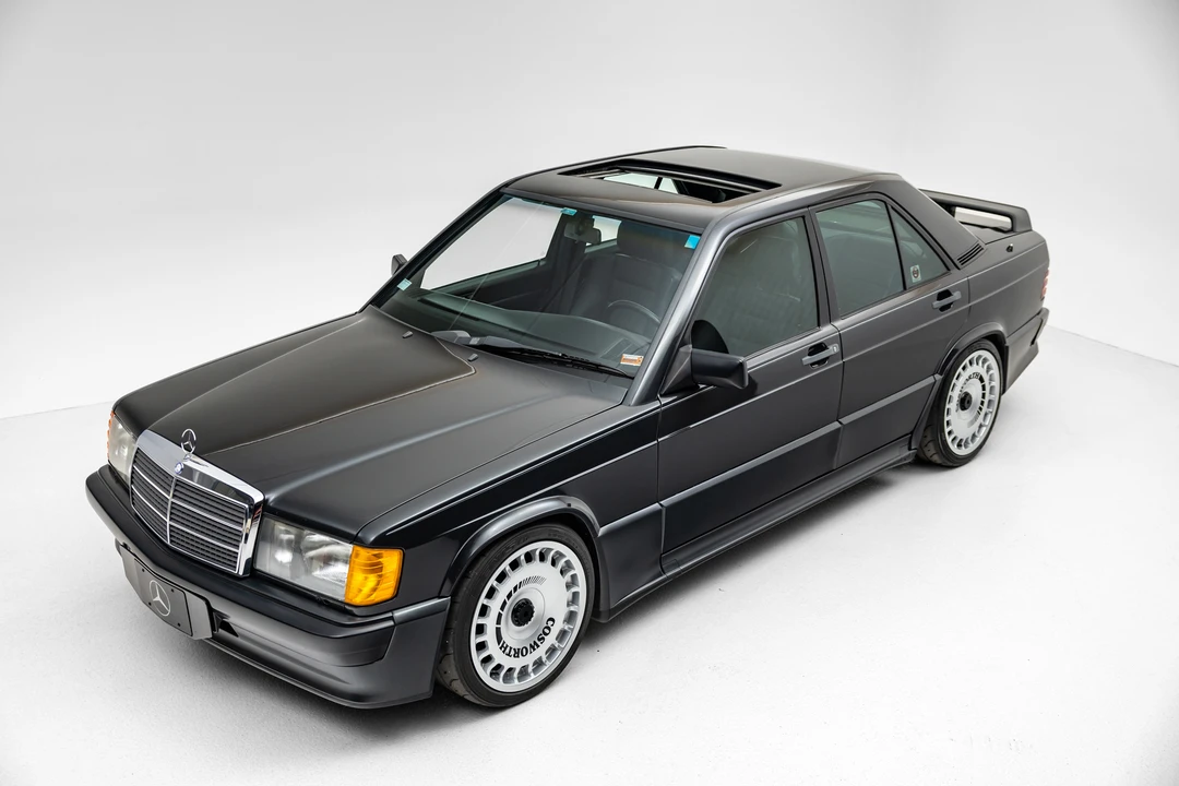 1987 Mercedes-Benz 190E 2.3-16 & 2.5-16 - Image 2 of 31