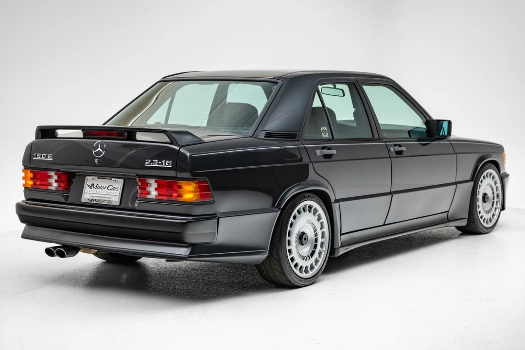 1987 Mercedes-Benz 190E 2.3-16 & 2.5-16 - Image 8 of 31