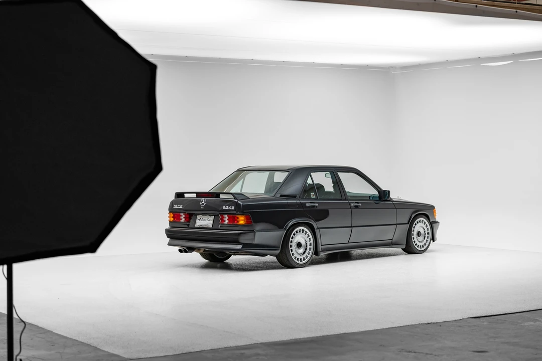 1987 Mercedes-Benz 190E 2.3-16 & 2.5-16 - Image 19 of 31