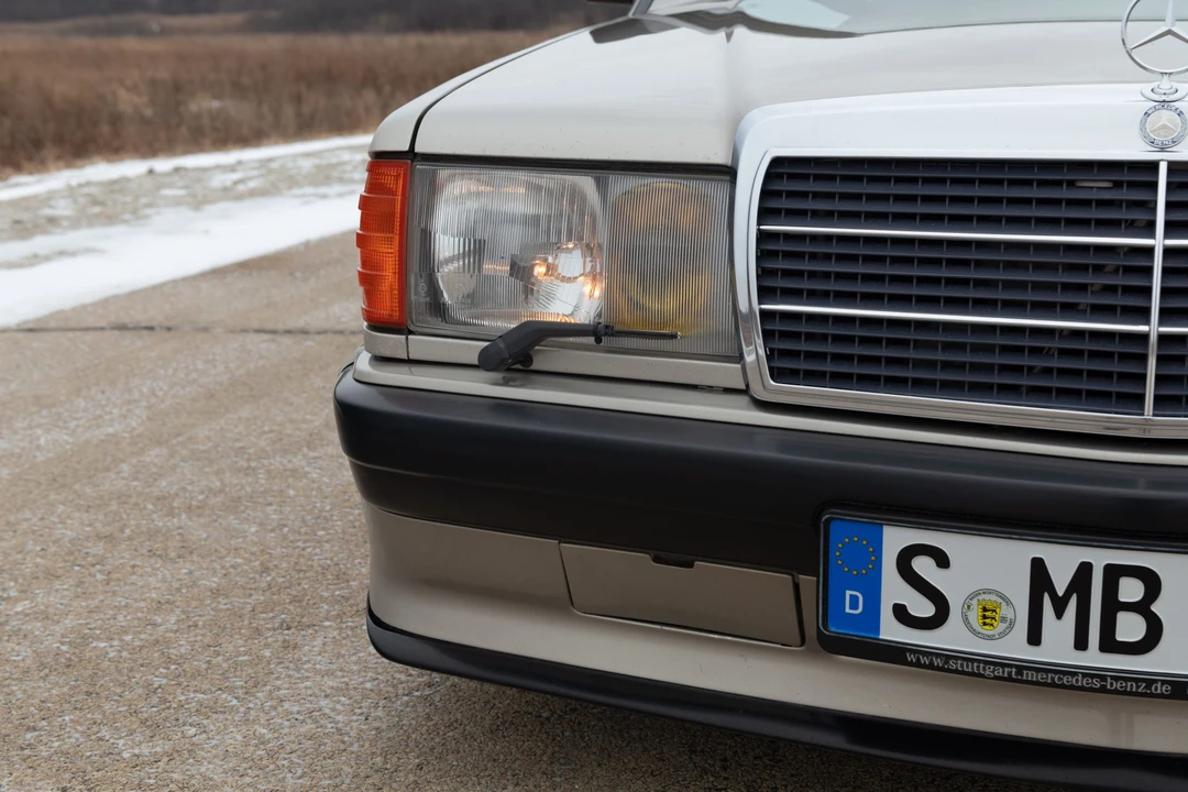 1987 Mercedes-Benz 190E 2.3-16 & 2.5-16 - Image 25 of 31