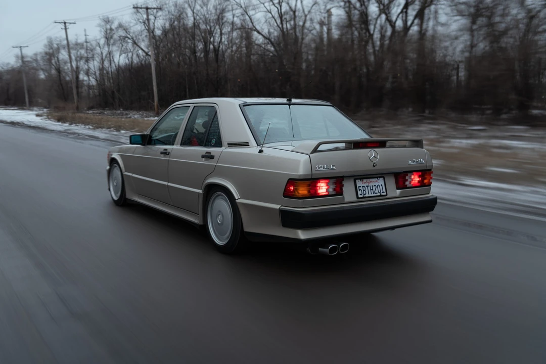 1987 Mercedes-Benz 190E 2.3-16 & 2.5-16 - Image 14 of 31