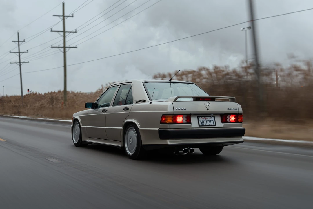 1987 Mercedes-Benz 190E 2.3-16 & 2.5-16 - Image 13 of 31