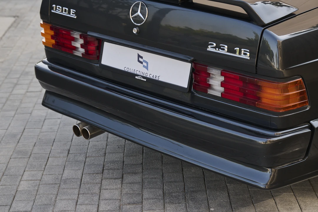 1987 Mercedes-Benz 190E 2.3-16 & 2.5-16 - Image 29 of 31