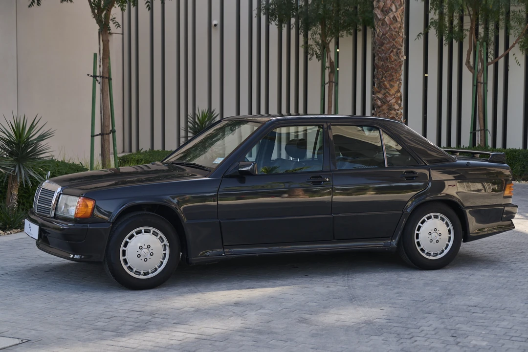 1987 Mercedes-Benz 190E 2.3-16 & 2.5-16 - Image 17 of 31