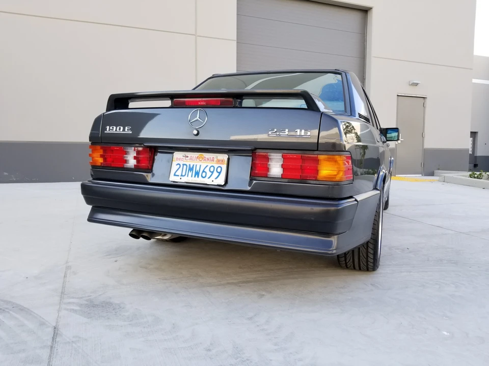 1987 Mercedes-Benz 190E 2.3-16 & 2.5-16 - Image 18 of 31