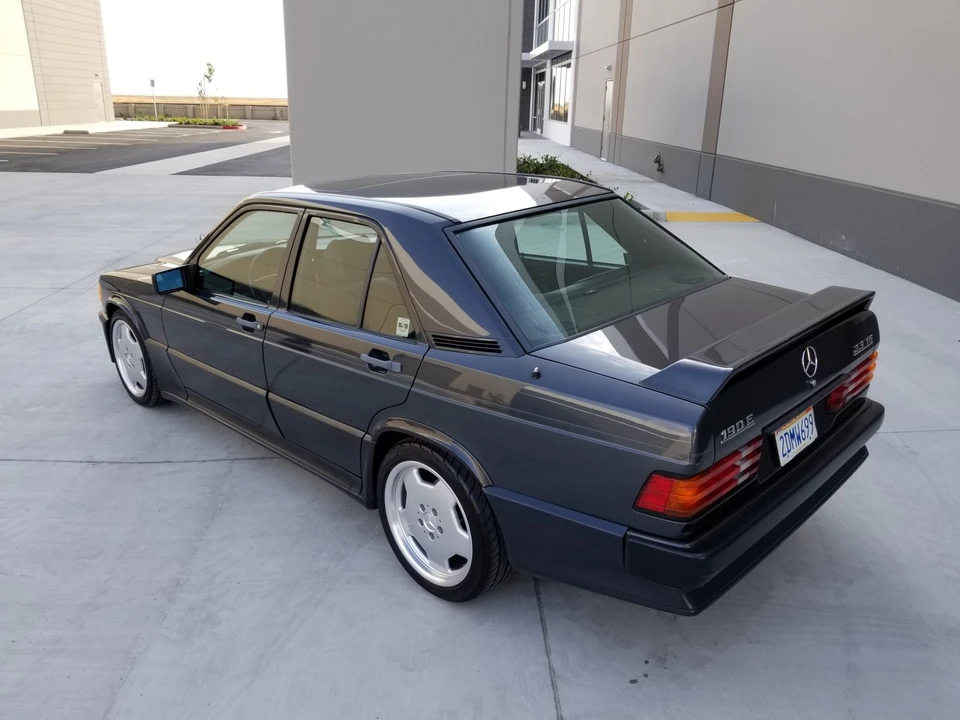 1987 Mercedes-Benz 190E 2.3-16 & 2.5-16 - Image 13 of 31