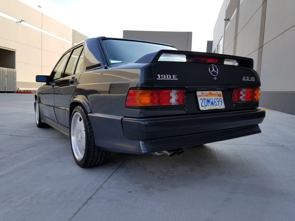 1987 Mercedes-Benz 190E 2.3-16 & 2.5-16 - Image 15 of 31