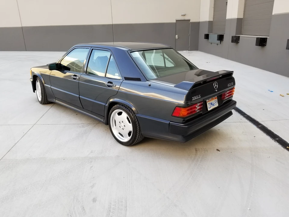 1987 Mercedes-Benz 190E 2.3-16 & 2.5-16 - Image 11 of 31