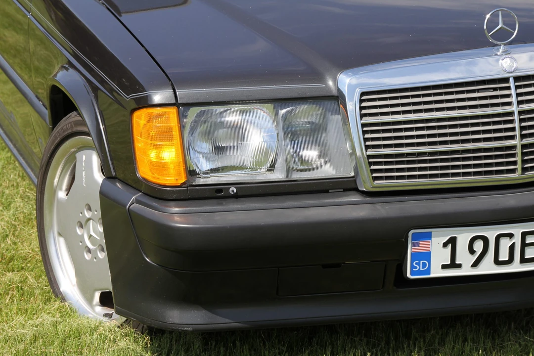 1987 Mercedes-Benz 190E 2.3-16 & 2.5-16 - Image 13 of 31
