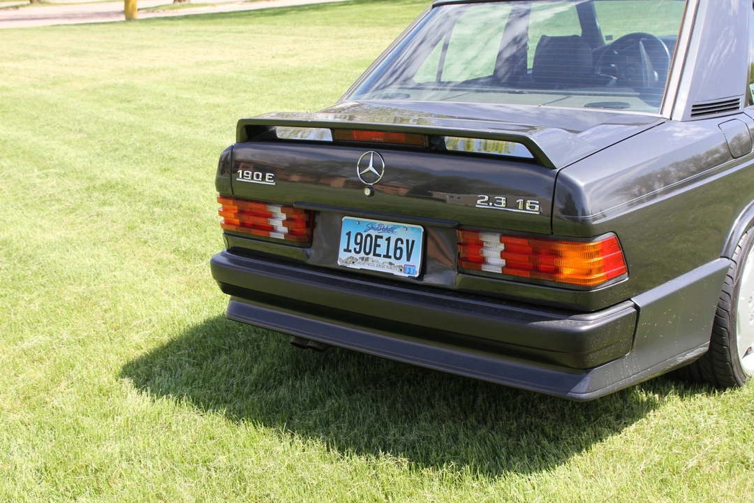 1987 Mercedes-Benz 190E 2.3-16 & 2.5-16 - Image 21 of 31