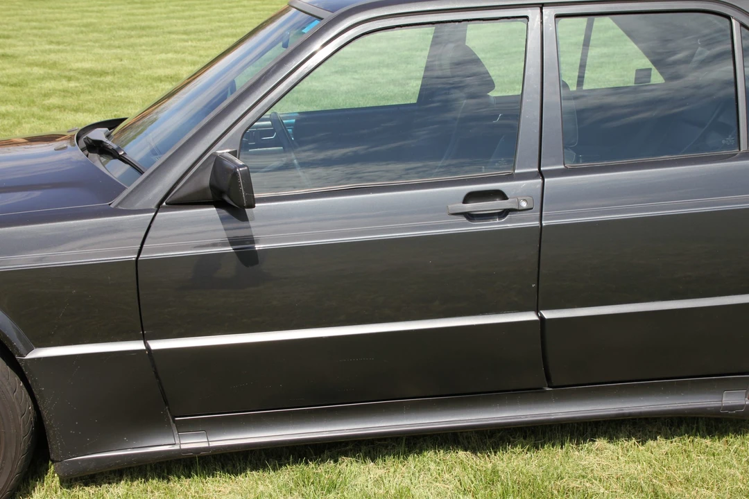 1987 Mercedes-Benz 190E 2.3-16 & 2.5-16 - Image 25 of 31