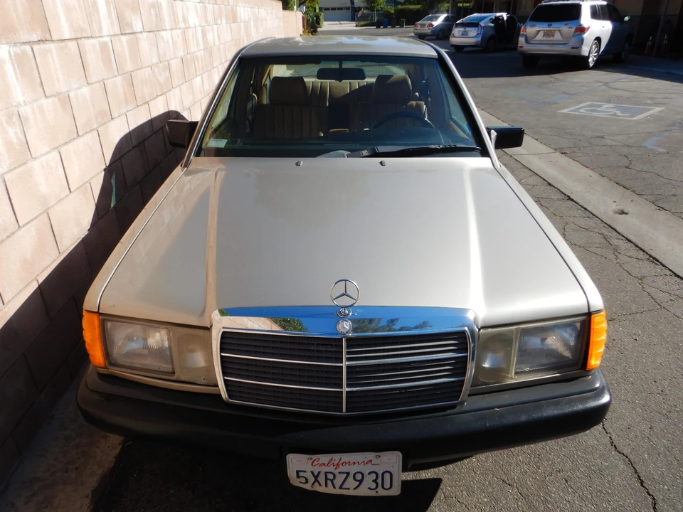 1987 Mercedes-Benz 190E - Image 3 of 31