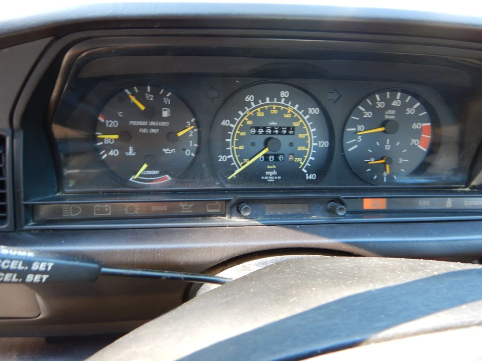 1987 Mercedes-Benz 190E - Image 30 of 31