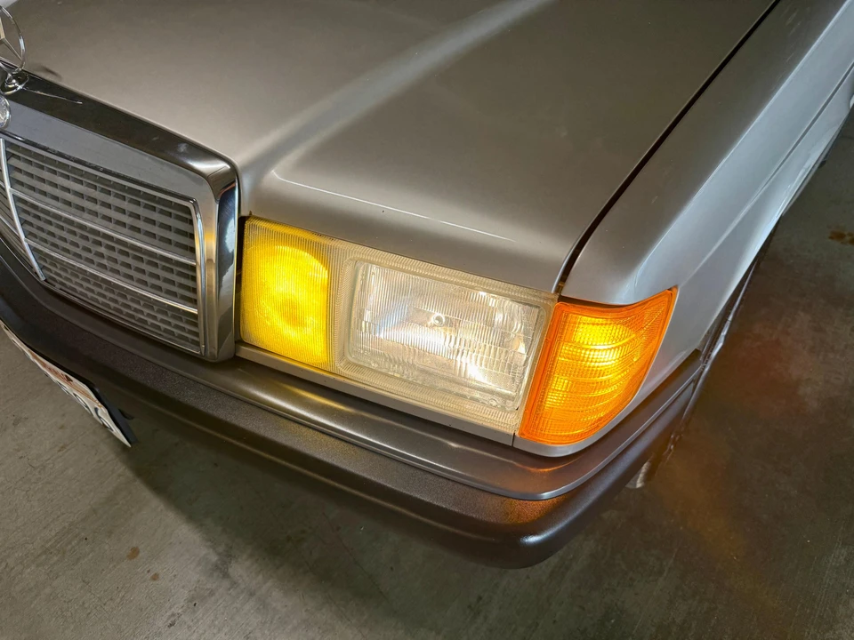 1987 Mercedes-Benz 190E - Image 29 of 31