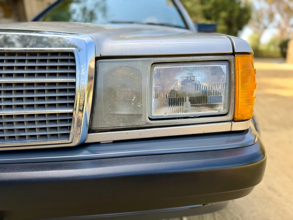 1987 Mercedes-Benz 190E - Image 30 of 31