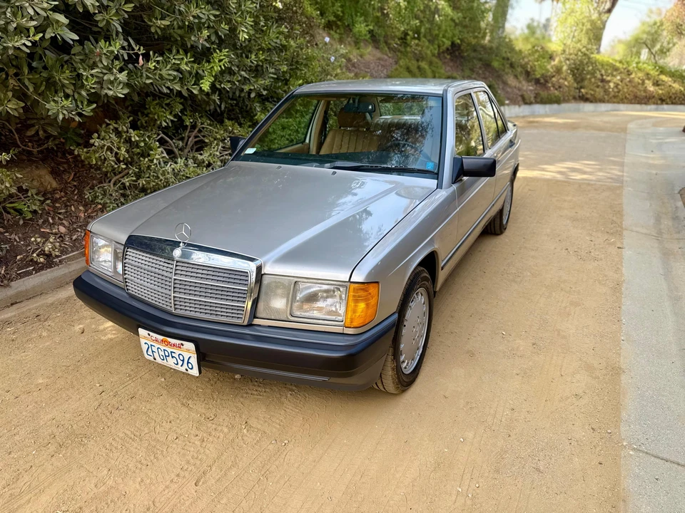 1987 Mercedes-Benz 190E - Image 8 of 31