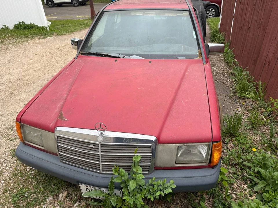 1987 Mercedes-Benz 190E - Image 20 of 24
