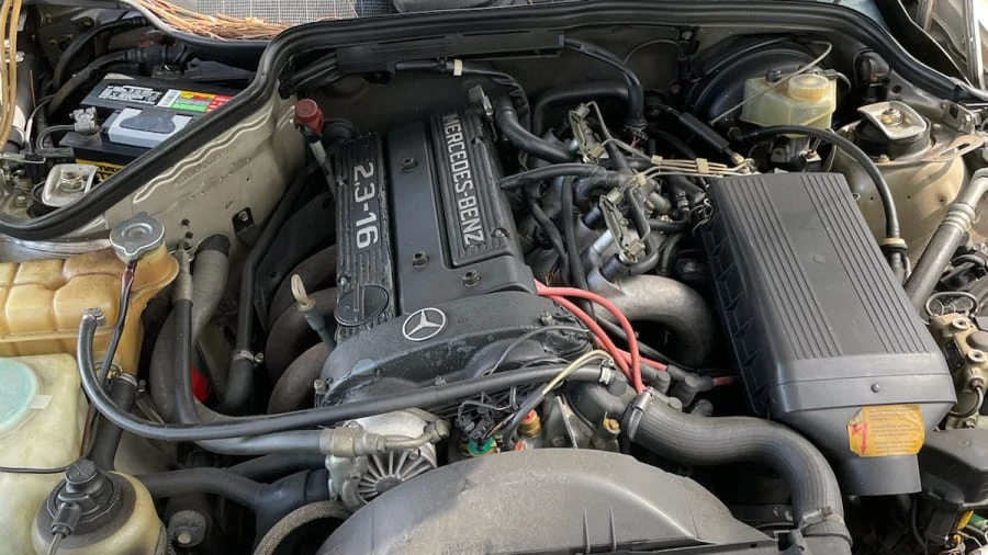 1987 Mercedes-Benz 190E - Image 3 of 5