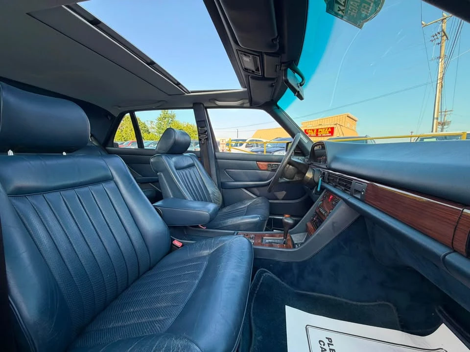 1987 Mercedes-Benz W126 S-Class Sedan - Image 11 of 20