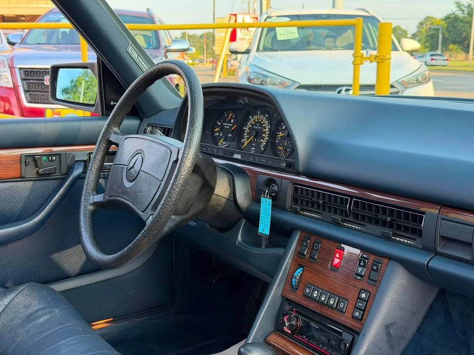 1987 Mercedes-Benz W126 S-Class Sedan - Image 18 of 20