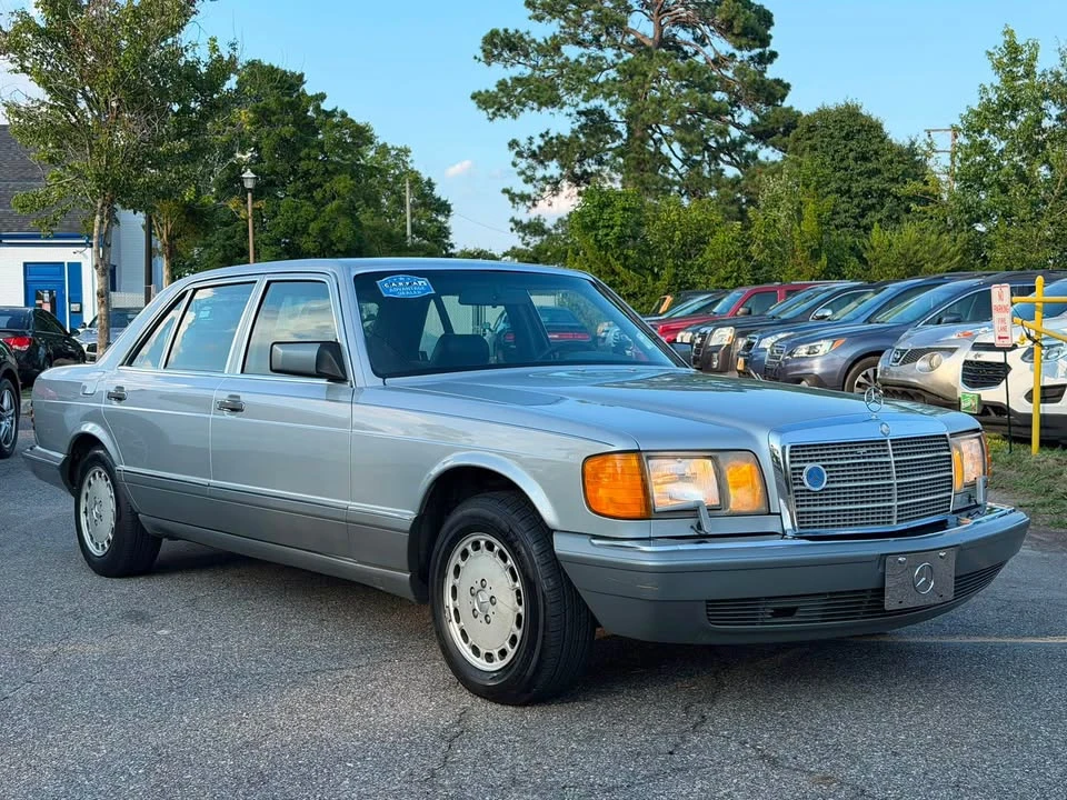 1987 Mercedes-Benz W126 S-Class Sedan - Image 3 of 20