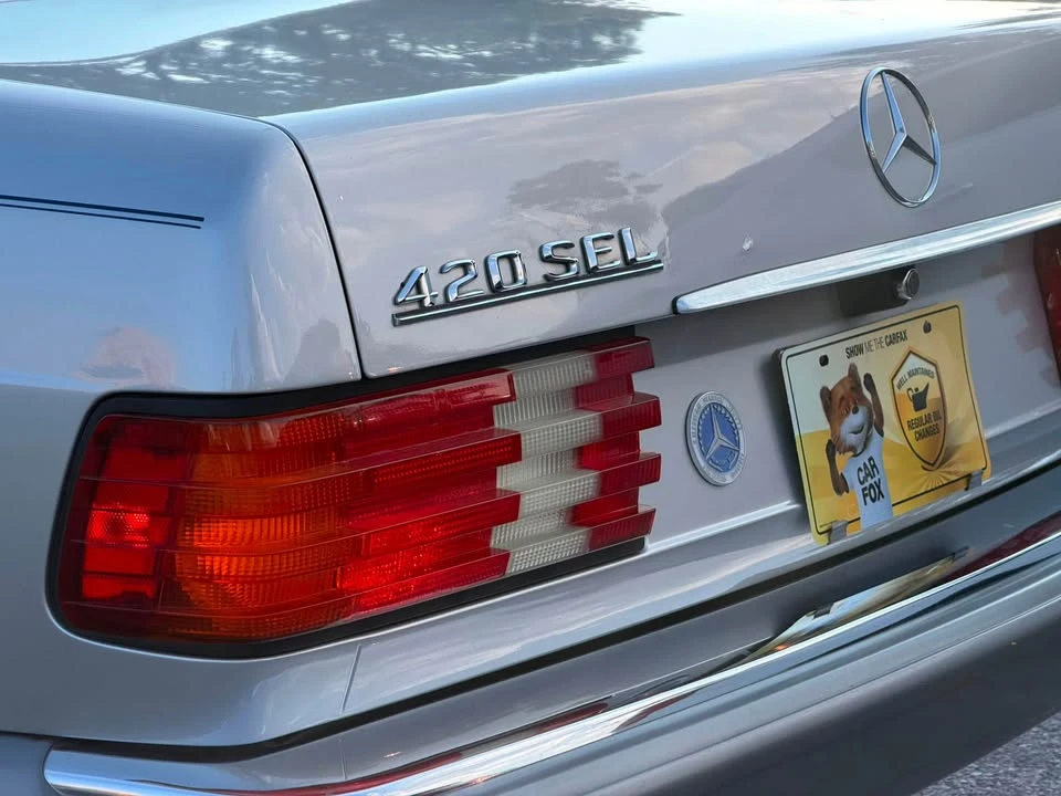 1987 Mercedes-Benz W126 S-Class Sedan - Image 9 of 20