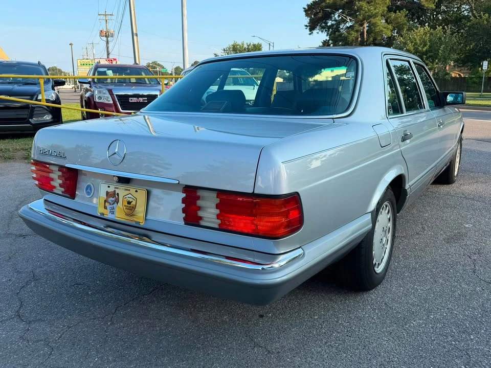 1987 Mercedes-Benz W126 S-Class Sedan - Image 5 of 20