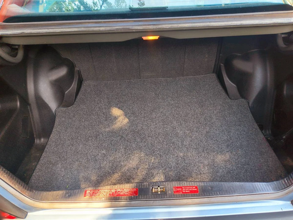 1987 Mercedes-Benz W124 E-Class - Image 11 of 14