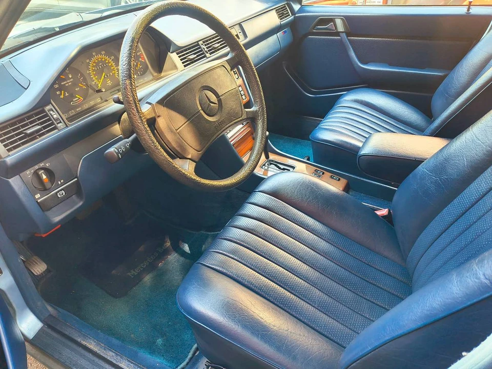 1987 Mercedes-Benz W124 E-Class - Image 9 of 14