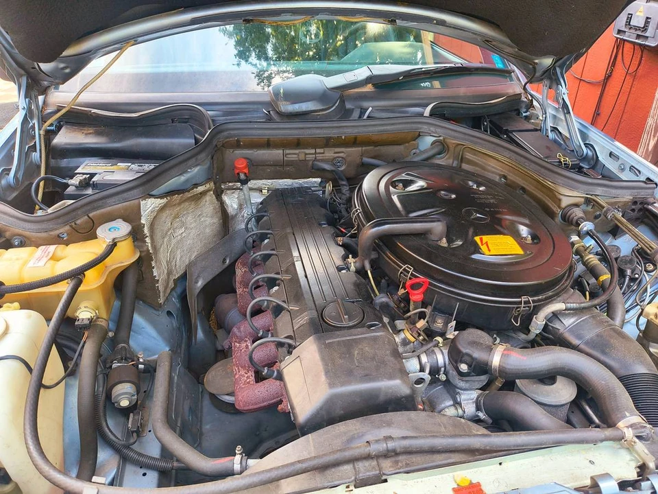 1987 Mercedes-Benz W124 E-Class - Image 10 of 14