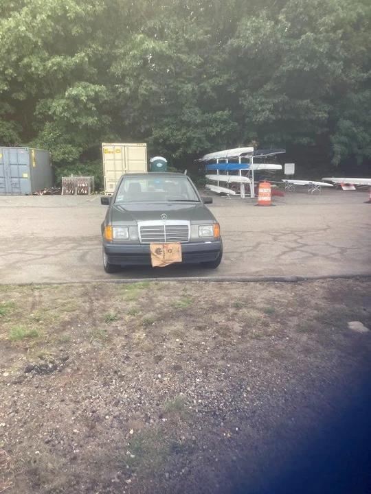 1987 Mercedes-Benz W124 E-Class - Image 4 of 8