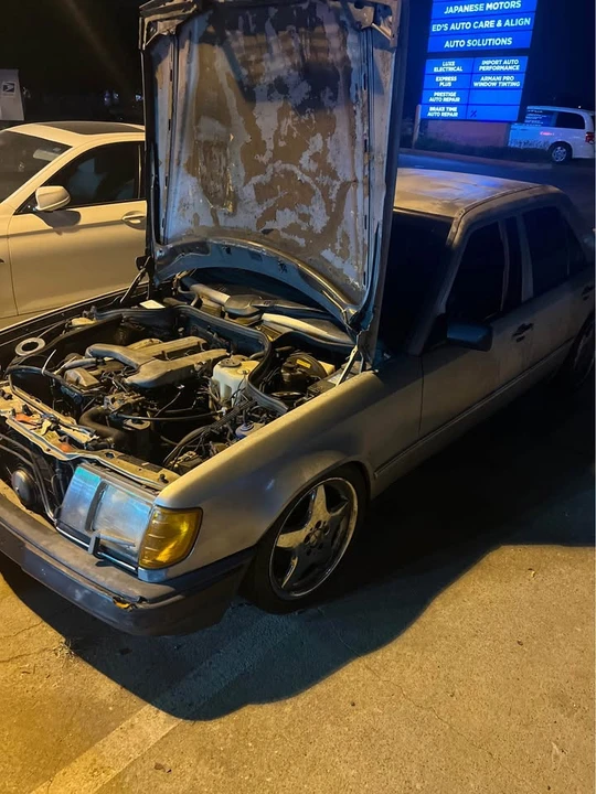 1987 Mercedes-Benz 190E - Image 6 of 19