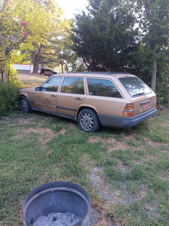 1987 Mercedes-Benz 190E - Image 7 of 7