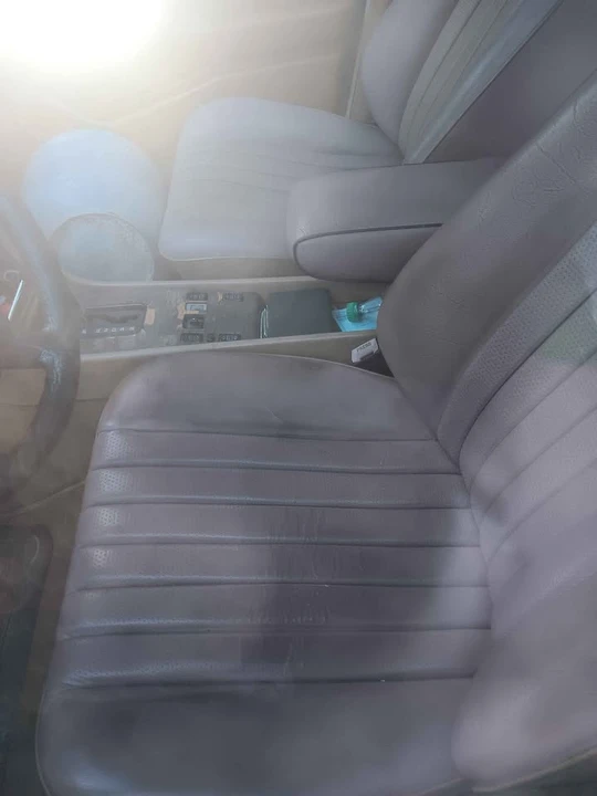 1987 Mercedes-Benz 190E - Image 5 of 7