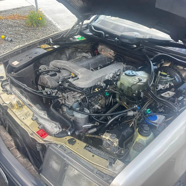 1987 Mercedes-Benz 190E - Image 14 of 15
