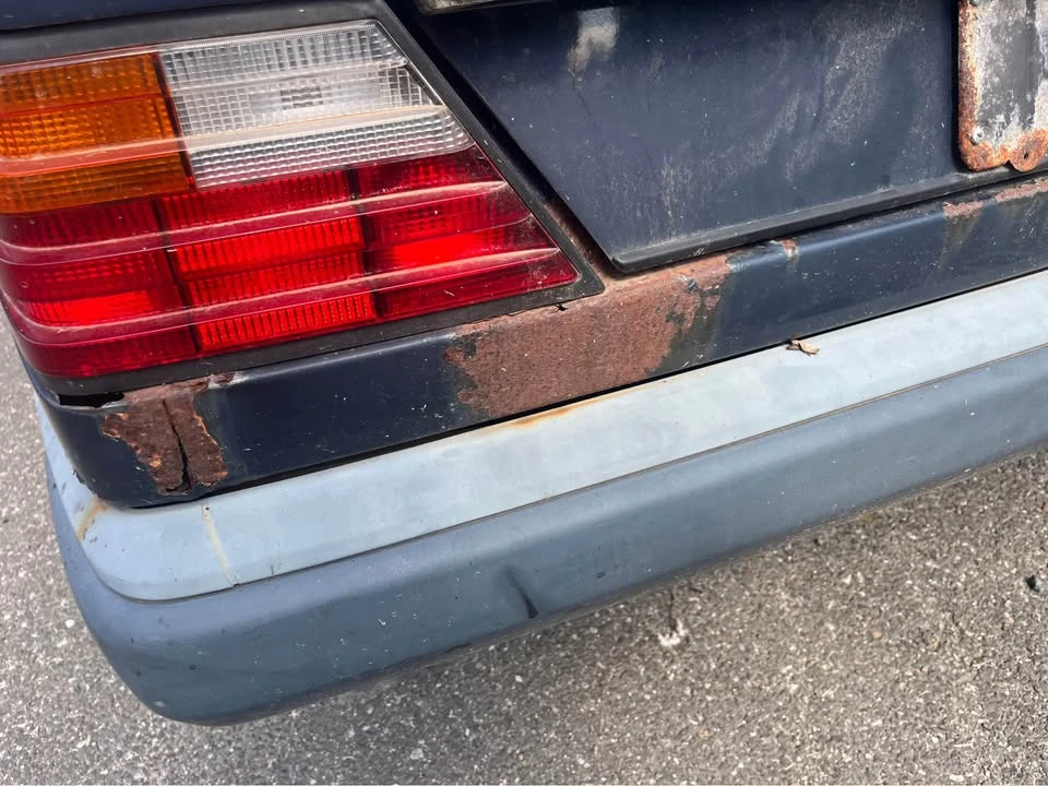 1987 Mercedes-Benz W124 E-Class - Image 9 of 12