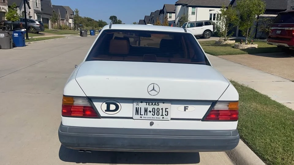 1987 Mercedes-Benz W124 E-Class - Image 4 of 9