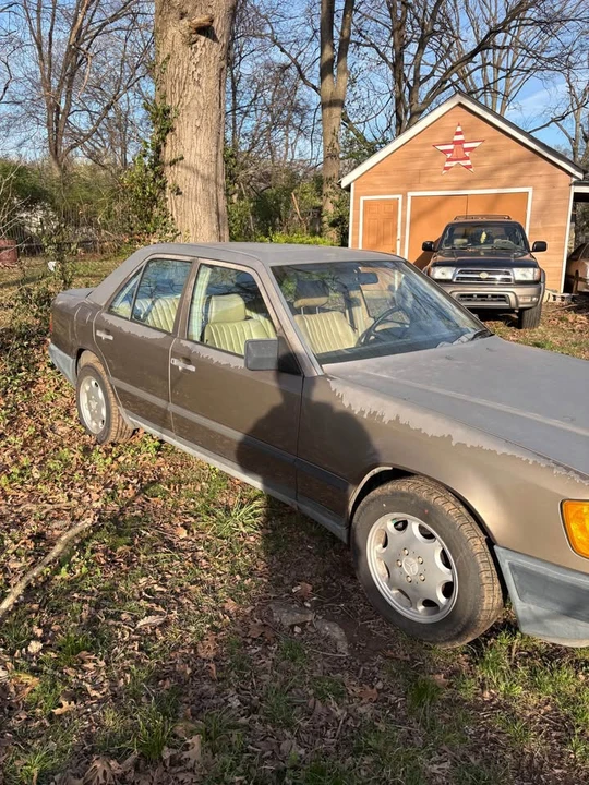 1987 Mercedes-Benz W124 E-Class - Image 4 of 8