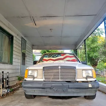 1987 Mercedes-Benz 300 E 3.2 Sedan 4D