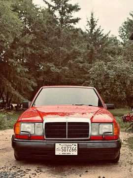 1987 Mercedes-Benz 300 E