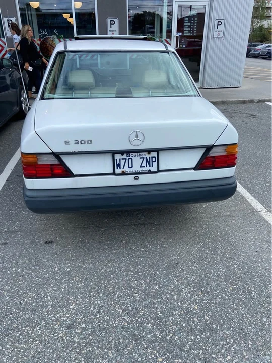 1987 Mercedes-Benz W124 E-Class - Image 4 of 7